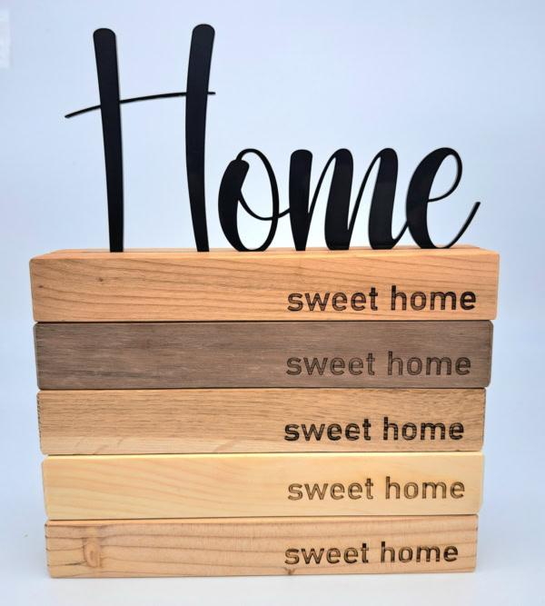 Dekoleiste Holz mit Gravur sweet Home, Schriftzug Home in Acryl
